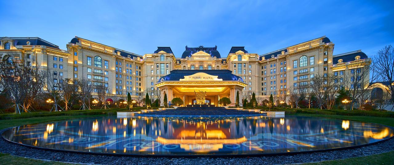 Hotel Wanda Vista Qingdao Movie Metropolis Extérieur photo