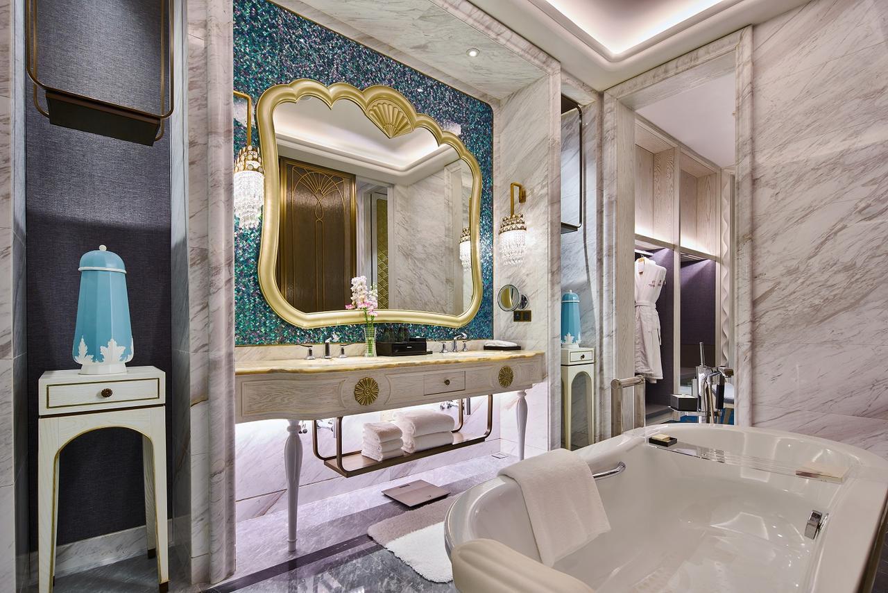 Hotel Wanda Vista Qingdao Movie Metropolis Extérieur photo